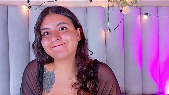 EngelStone online show from October 22, 2025, 7:46 pm