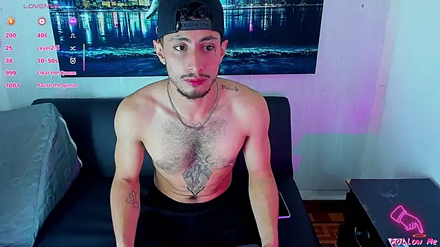 Piggy Eddy online show from September 29, 2025, 1:00 am