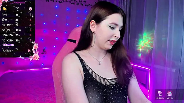 Snapshot of Alice___Rose chatting on September 9, 2025, 6:40 pm Alice Rose online show from September 9, 2025, 6:40 pm