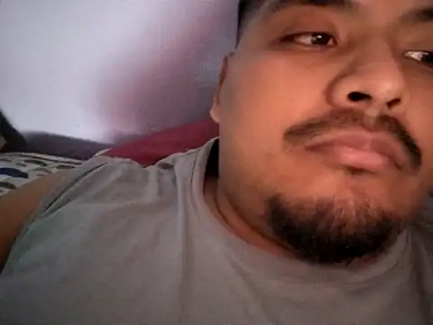 sebasj9812 online show from March 16, 2026, 4:29 am