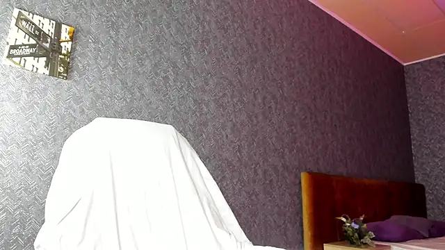 Nicole Charm online show from December 25, 2024, 3:40 am