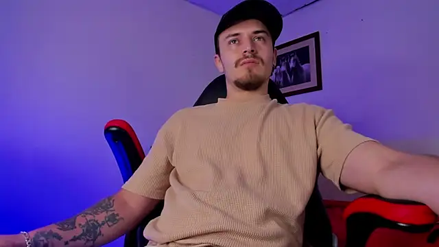 Snapshot of james_connor2 chatting on January 24, 2025, 6:56 pm james connor2 online show from January 24, 2025, 6:56 pm