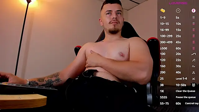 Snapshot of james_connor2 chatting on March 13, 2025, 10:54 pm james connor2 online show from March 13, 2025, 10:54 pm