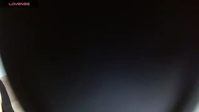 Snapshot of Alettalovee chatting on October 10, 2025, 5:23 pm Alettalovee online show from October 10, 2025, 5:23 pm