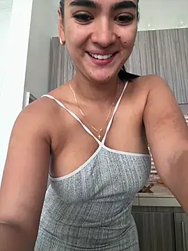 Snapshot of NatyFerrer_ chatting on June 5, 2026, 3:07 pm NatyFerrer online show from June 5, 2026, 3:07 pm