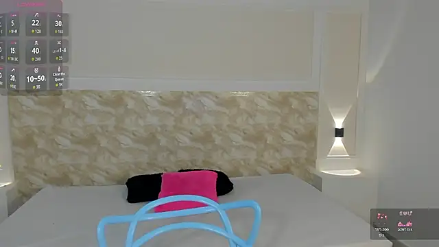 Snapshot of AliceRoss0 chatting on October 24, 2025, 8:16 pm AliceRoss0 online show from October 24, 2025, 8:16 pm