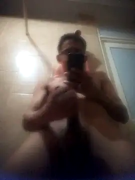 Snapshot of VL25DN26 chatting on March 8, 2025, 3:24 pm VL25DN26 online show from March 8, 2025, 3:24 pm