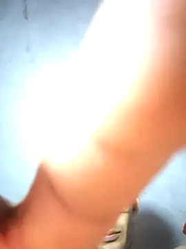 Snapshot of VL25DN26 chatting on December 3, 2025, 12:18 am VL25DN26 online show from December 3, 2025, 12:18 am