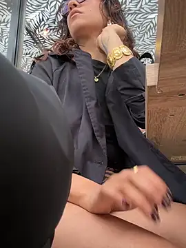 ValeriEvan online show from September 23, 2025, 8:01 pm