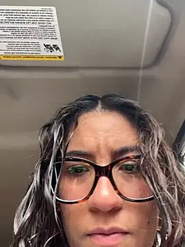 ValeriEvan online show from March 9, 2026, 7:29 pm