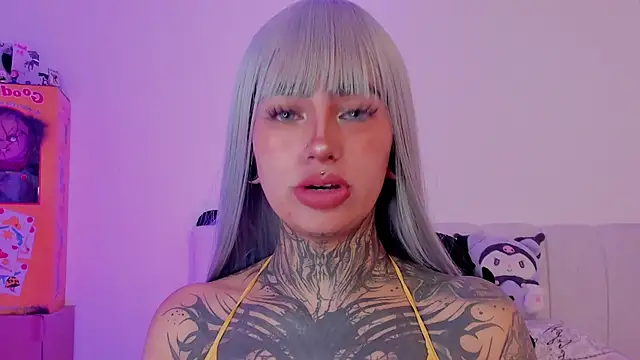 Snapshot of shadowcatt_ chatting on November 17, 2025, 8:03 pm shadowcatt online show from November 17, 2025, 8:03 pm