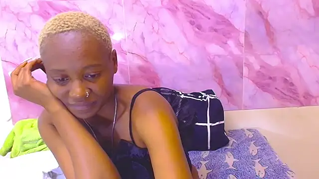 Snapshot of EbonyOlive69 chatting on October 22, 2025, 5:19 am EbonyOlive69 online show from October 22, 2025, 5:19 am