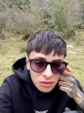 Cuervo maniaco online show from February 19, 2025, 5:16 pm