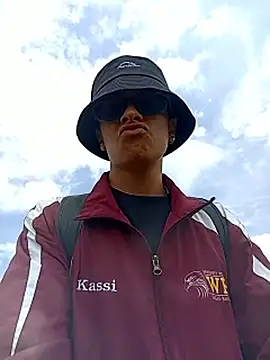 Cuervo maniaco online show from February 13, 2026, 4:47 pm