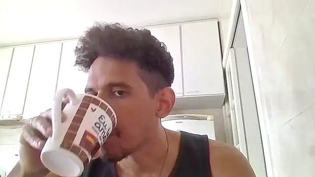 Snapshot of RenziTatte chatting on September 15, 2025, 1:55 pm RenziTatte online show from September 15, 2025, 1:55 pm