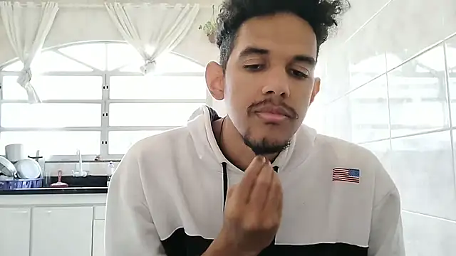 Snapshot of RenziTatte chatting on September 26, 2025, 3:27 pm RenziTatte online show from September 26, 2025, 3:27 pm