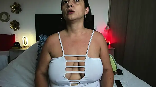 TatianaMonteross online show from June 29, 2026, 11:05 pm