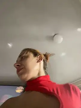 Snapshot of AnnbellaRosse chatting on February 17, 2025, 9:41 pm AnnbellaRosse online show from February 17, 2025, 9:41 pm