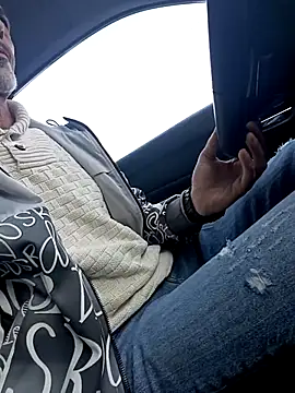 Snapshot of Fragolina73- chatting on November 9, 2025, 2:04 pm Fragolina73- online show from November 9, 2025, 2:04 pm