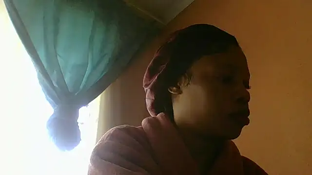 Snapshot of NAUGHTYSHALOTXX chatting on May 27, 2026, 6:54 am NAUGHTYSHALOTXX online show from May 27, 2026, 6:54 am