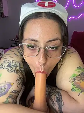 Mizztikaa online show from October 29, 2025, 6:09 pm