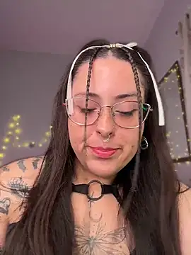 Mizztikaa online show from June 6, 2026, 10:36 pm