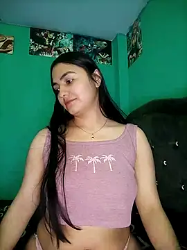 Nahiara velez online show from May 17, 2026, 8:05 pm