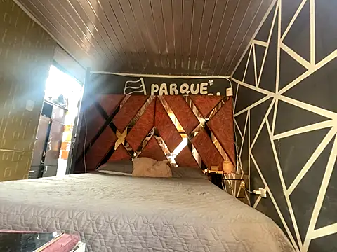 Candy sexyy online show from September 24, 2025, 6:22 pm