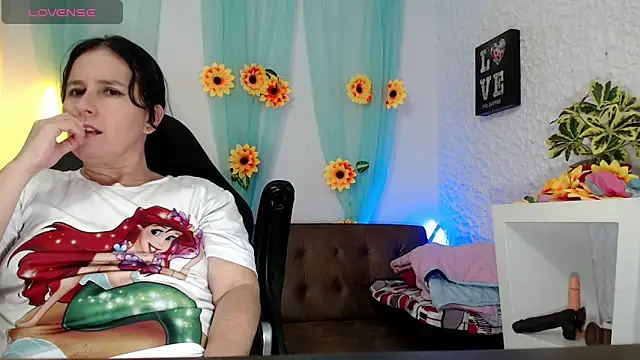 victoria jones online show from March 14, 2025, 8:06 pm