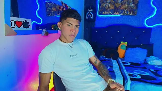 Damian latinxxx online show from January 28, 2025, 5:32 am