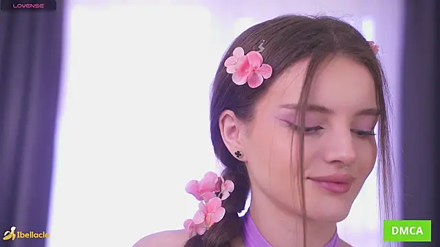 Snapshot of Bellacle chatting on September 14, 2025, 8:24 am Bellacle online show from September 14, 2025, 8:24 am