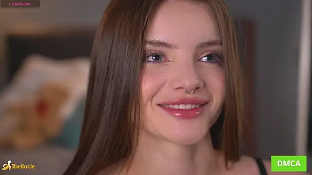 Snapshot of Bellacle chatting on November 8, 2025, 7:41 am Bellacle online show from November 8, 2025, 7:41 am