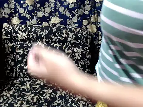 urprincessnicolexxx online show from February 23, 2026, 11:24 pm