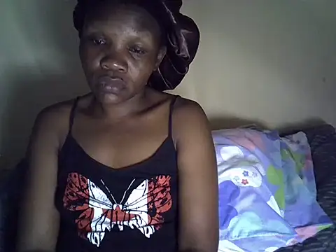 Snapshot of Sweet_serah chatting on June 12, 2026, 3:27 am Sweet serah online show from June 12, 2026, 3:27 am