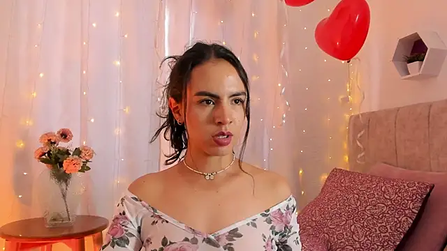 Zara dulce online show from February 20, 2025, 4:03 pm