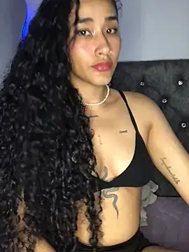 Snapshot of jaderossxx chatting on March 29, 2026, 2:44 am jaderossxx online show from March 29, 2026, 2:44 am