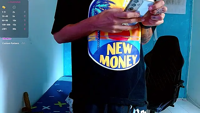 bray hotboy777 online show from February 22, 2025, 4:19 pm