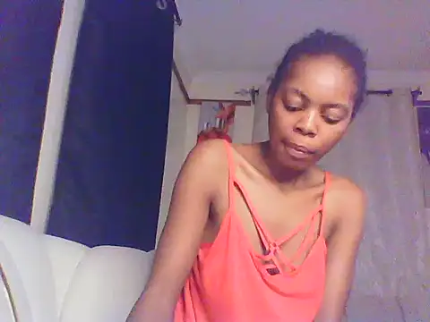 Snapshot of sweetanabella4 chatting on June 19, 2026, 8:51 am sweetanabella4 online show from June 19, 2026, 8:51 am