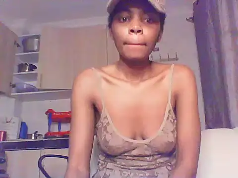 Snapshot of sweetanabella4 chatting on July 18, 2026, 3:38 pm sweetanabella4 online show from July 18, 2026, 3:38 pm