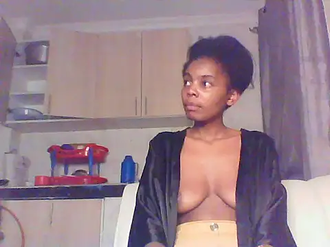 Snapshot of sweetanabella4 chatting on July 24, 2026, 11:25 pm sweetanabella4 online show from July 24, 2026, 11:25 pm