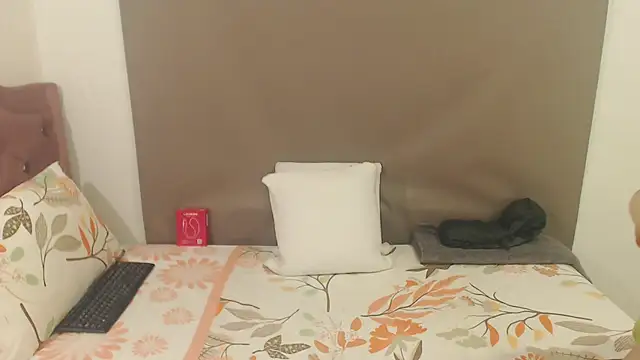 kimberlyjamexxx online show from March 14, 2026, 4:07 am