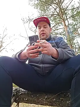 PupW0lfy online show from January 27, 2025, 11:32 am