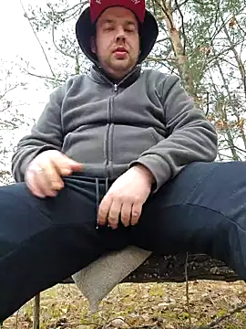 PupW0lfy online show from January 31, 2025, 11:24 am