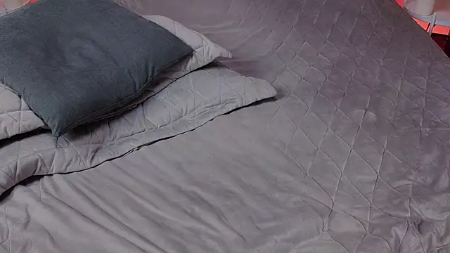 Adelheidd online show from February 23, 2025, 2:14 pm