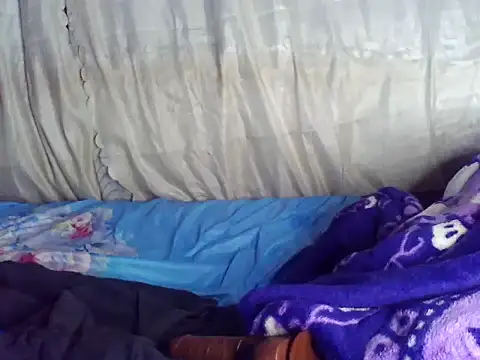 juiccypussy online show from February 3, 2026, 2:53 am