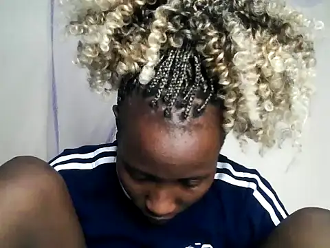 juiccypussy online show from May 28, 2026, 4:21 am