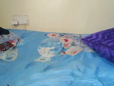 juiccypussy online show from July 2, 2026, 4:18 am