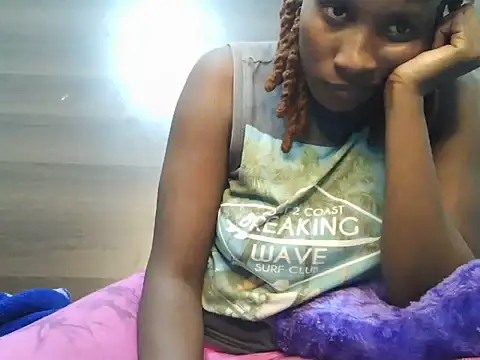 juiccypussy online show from July 19, 2026, 8:18 am