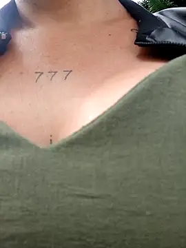 Magica lorena online show from March 5, 2025, 4:13 pm