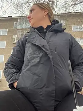 Snapshot of OlgaBuzzz chatting on March 18, 2025, 10:36 am OlgaBuzzz online show from March 18, 2025, 10:36 am